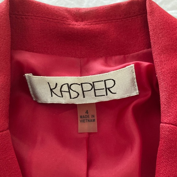 Kasper Red Blazer - Picture 2 of 7